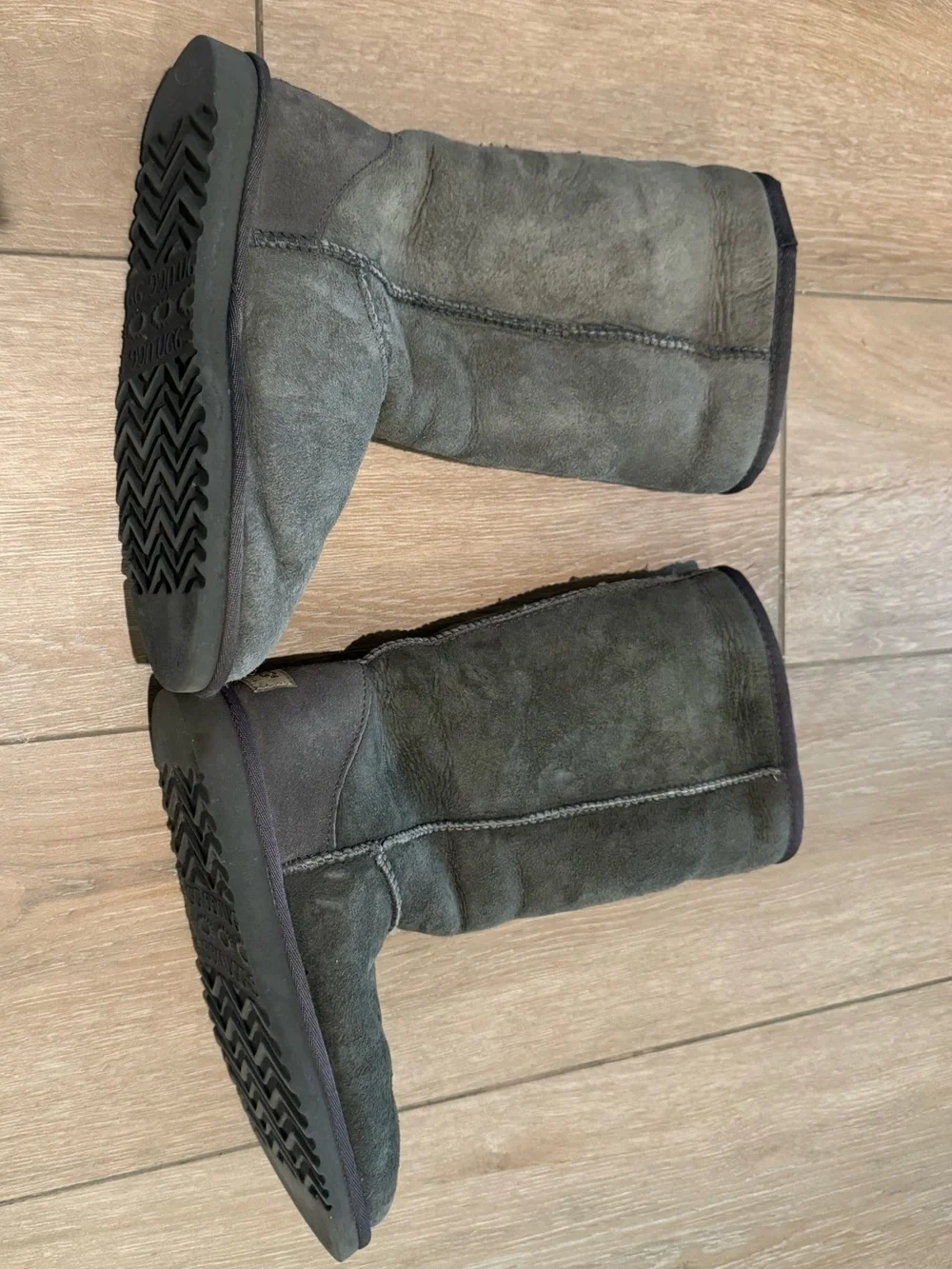 Women’s UGG Gray Suede Shearling Boots